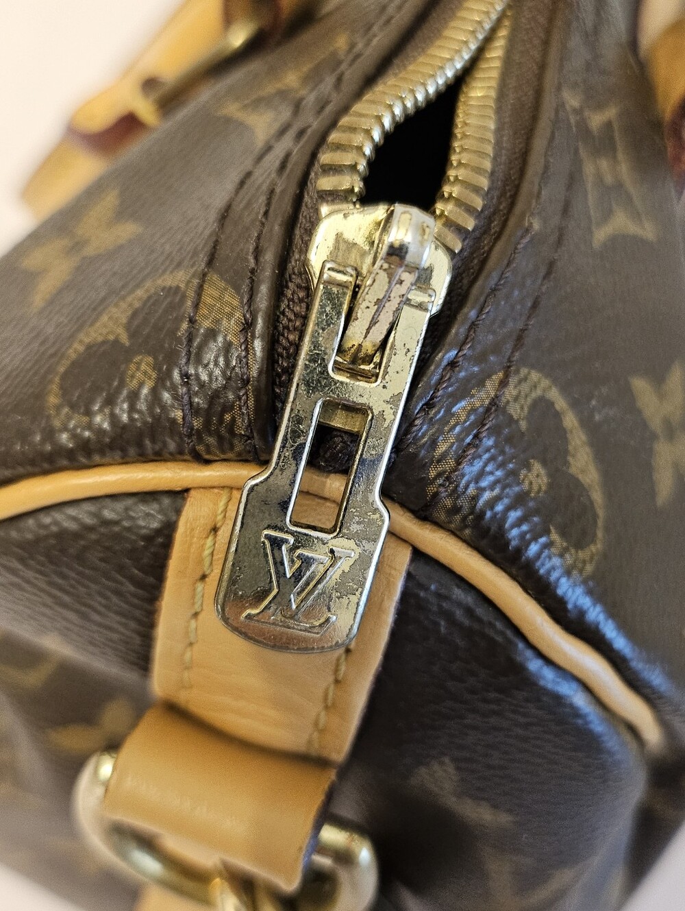Louis Vuitton Speedy Bandoulière 25 Monogram 2018 - Picture 14 of 16